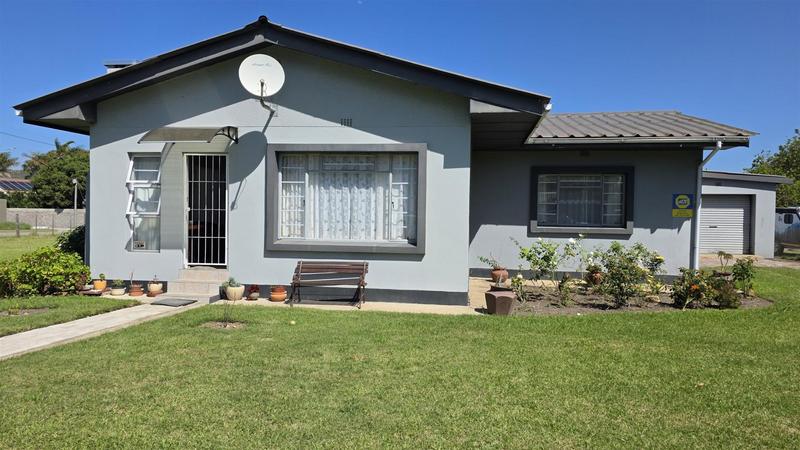 4 Bedroom Property for Sale in Klein Brak Western Cape